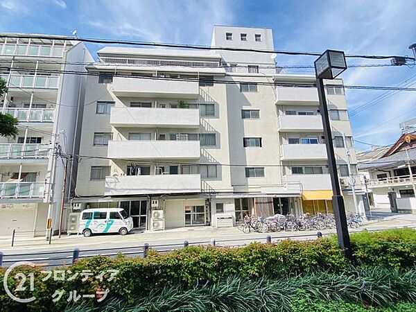 多様化する住まいのお悩みを当社へお気軽にご相談下さい