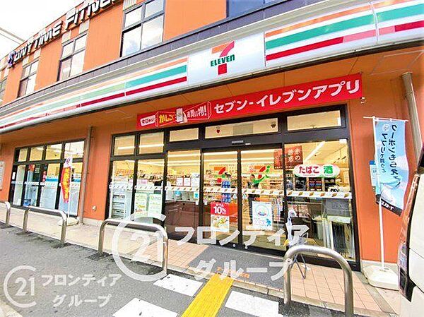 セブンイレブン大阪関目6丁目店 徒歩1分。 80m