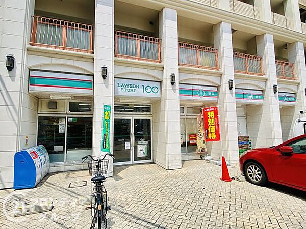 ローソンストア100門真末広町店 徒歩4分。 250m