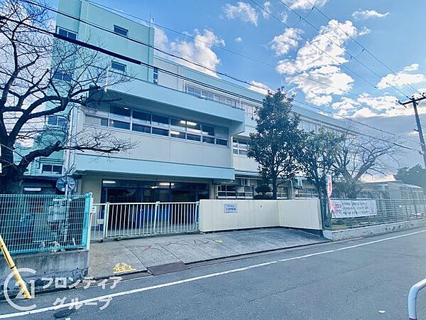 守口市立八雲中学校 徒歩7分。 530m