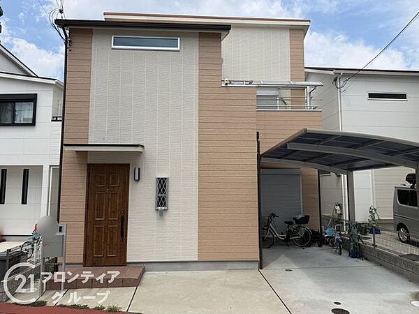 風格ある外観は、住む人のステータスを感じさせる重厚なデザインです。安心感を与える堅牢な造りです。