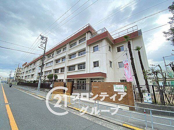 大阪市立清水小学校 徒歩4分。 320m