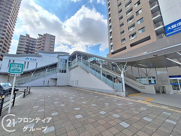 放出駅(JR西日本 おおさか東線) 徒歩7分。 530m