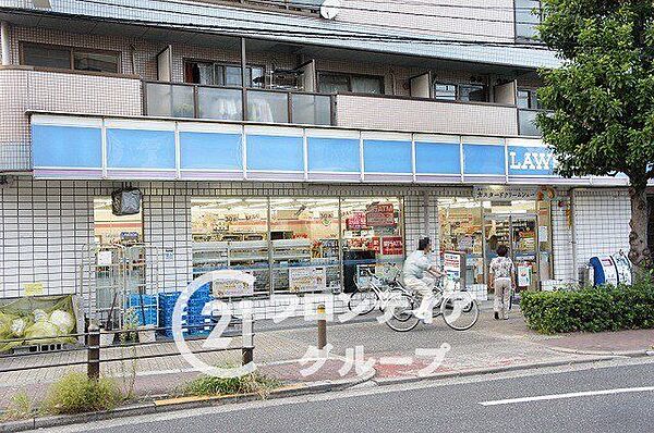 ローソン上新庄3丁目店 徒歩3分。 220m