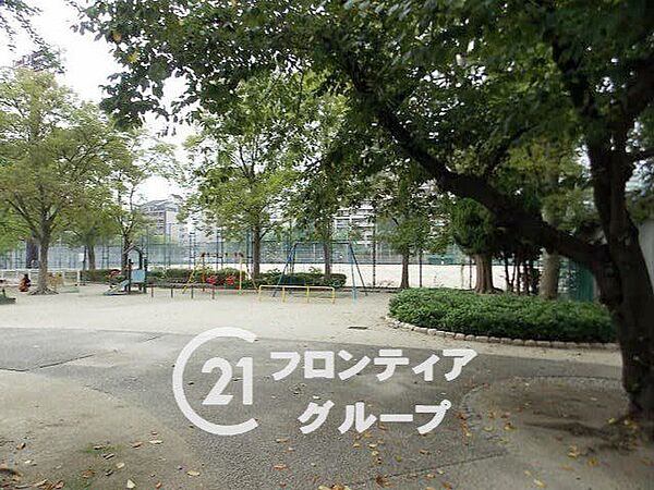 蒲生公園 徒歩11分。 830m
