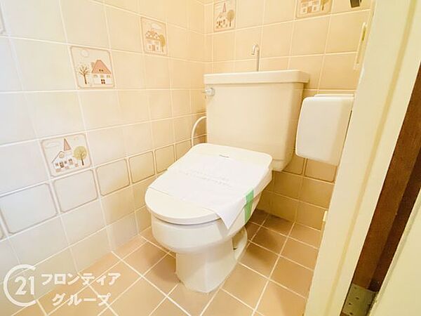 はじめてのマイホーム購入は、わからないことだらけで当然です。資金計画から物件選びまで、順を追ってスタッフが一緒に考えていきます