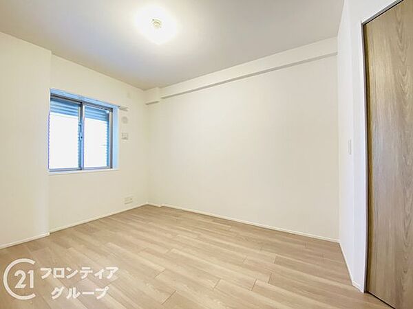 住まい選びは、価格や立地だけでなく、将来の暮らし方まで含めて考えることが大切です。今の段階で気になっていることを、まずスタッフに話してみてください