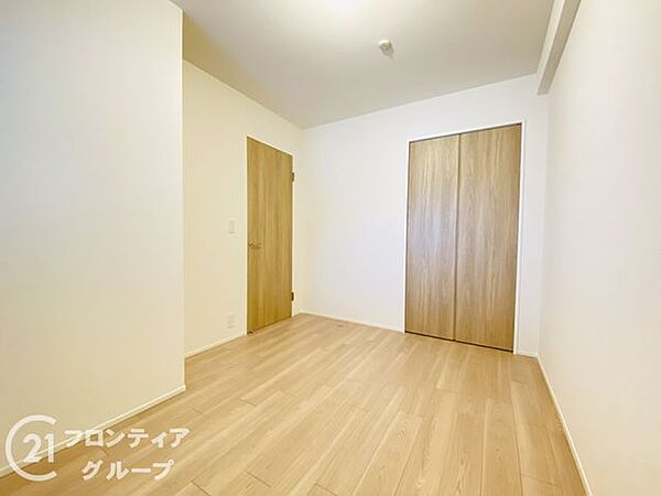 住まい選びは、価格や立地だけでなく、将来の暮らし方まで含めて考えることが大切です。今の段階で気になっていることを、まずスタッフに話してみてください