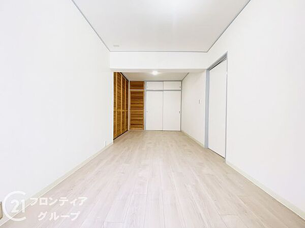 住まい選びは、価格や立地だけでなく、将来の暮らし方まで含めて考えることが大切です。今の段階で気になっていることを、まずスタッフに話してみてください