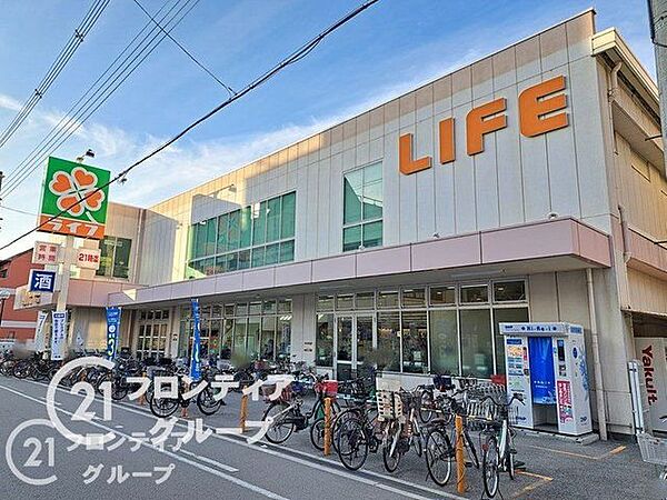 ライフ新深江店 徒歩9分。 650m