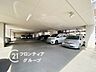 駐車場：敷地内・近隣の駐車場スペースです。空き状況や詳細な利用条件については、ぜひお気軽にお問い合わせください。