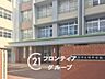 周辺：大阪市立緑中学校 徒歩9分。 700m