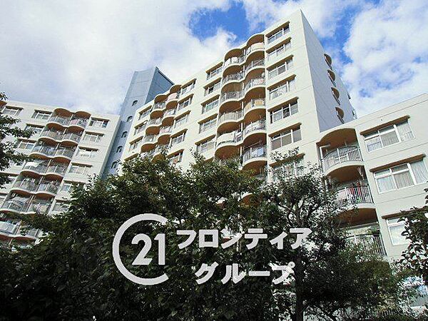 「いつかは」と思っていた住まい探しも、具体的に動き出すと意外とスムーズに進むものです。まずは気軽にご相談いただけます