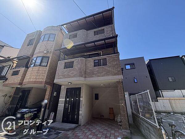 写真だけではわからない採光・広さ・周辺環境の実感は、実際に足を運んでみることが一番です。ご見学はいつでもご予約いただけます