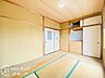 和室：【リフォーム前の内観です】住宅購入の流れや必要な手続きについて、順を追ってご説明しています。はじめての方でも安心してご相談いただける環境を整えています