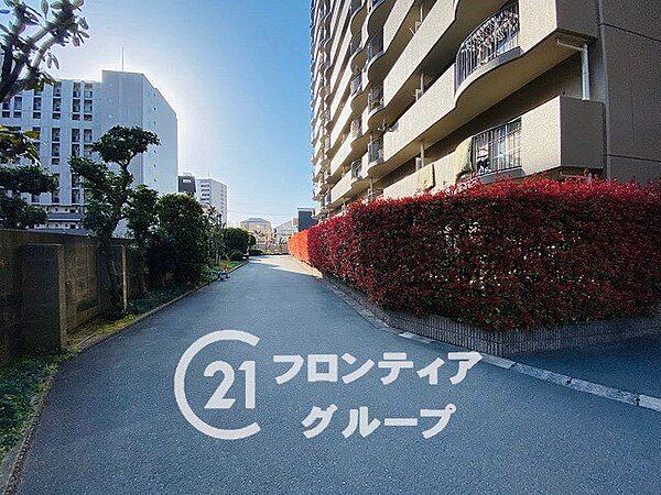 マイホームは一生に一度の大きな買い物だからこそ、納得いくまで情報を集めてほしいと思います。疑問はどんどんスタッフにぶつけてください