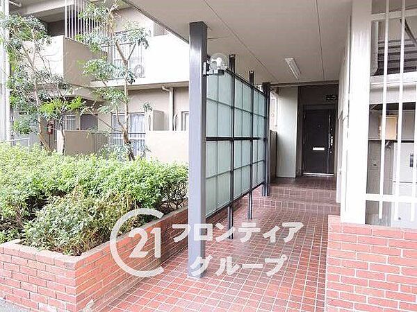 マンションのロビーは、住民の皆様が集うコミュニケーションの場であり、憩いの場です。