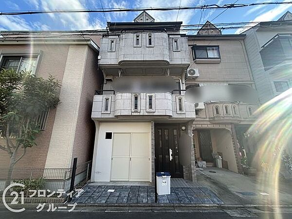 物件から受けた印象や、周辺の生活環境への疑問まで、気になることを何でも話してみてください。暮らしのイメージを一緒に整理していきましょう
