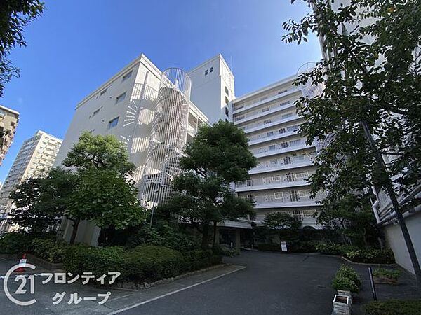 「いつかは」と思っていた住まい探しも、具体的に動き出すと意外とスムーズに進むものです。まずは気軽にご相談いただけます