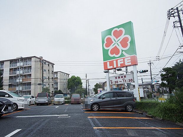 ライフ前野町店まで約502m