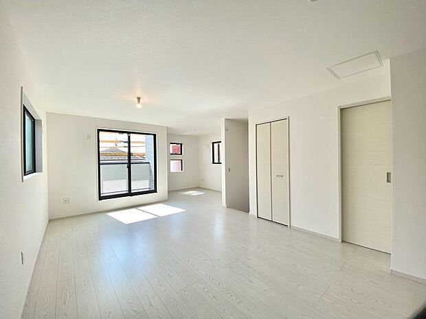 空気感という居心地の良いＢＧＭは、暮らしのステージを彩り、心からのやすらぎと満足感を与えてくれます。