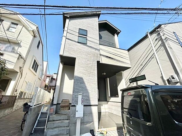 快適に過ごす条件は一人ひとり違います。飾リ過ぎないシンプルな内装と偏り過ぎないデザインで統一。