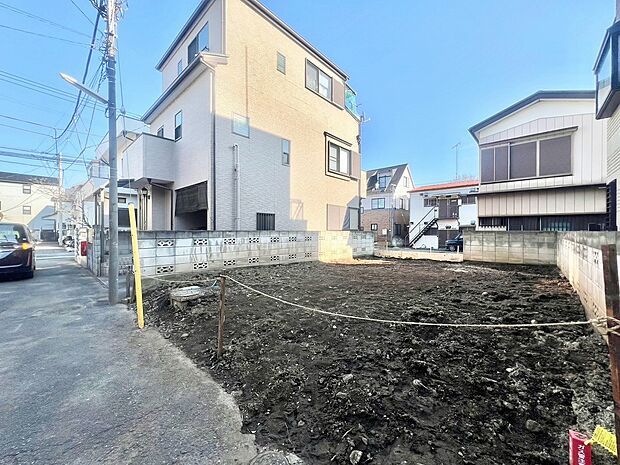 気品・上質・重厚感・きめ細やかさ、そのすべては訪れた者に安らぎと品性を与える特別な空間です。