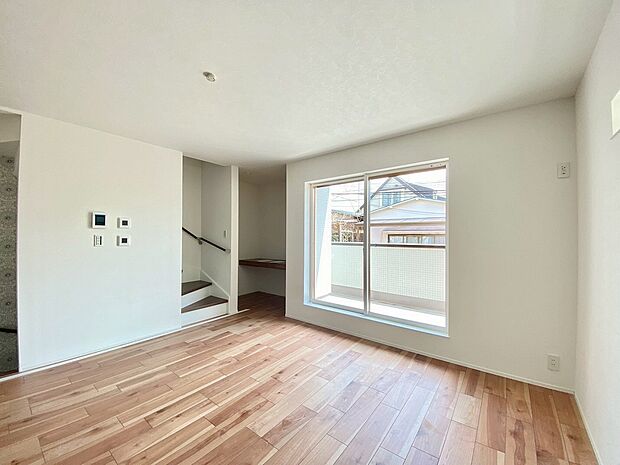 造りこんだ空間演出の妙が生み出す光と質のハーモニーはこの住宅のクオリティの良さを実感させてくれます。