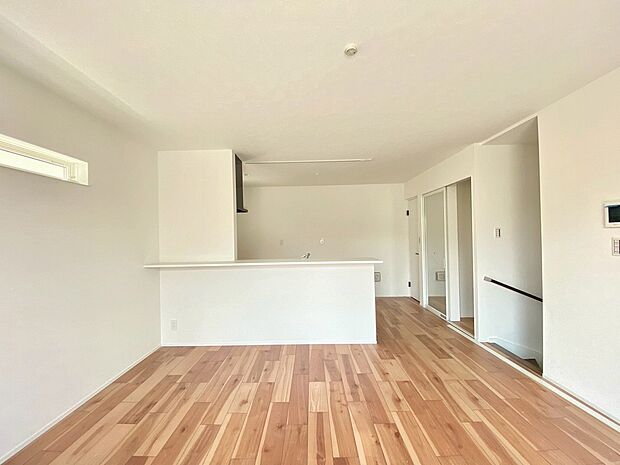 作り手の「気持ちの良いリビングでお過ごししていただきたい」という思いを感じさせます。