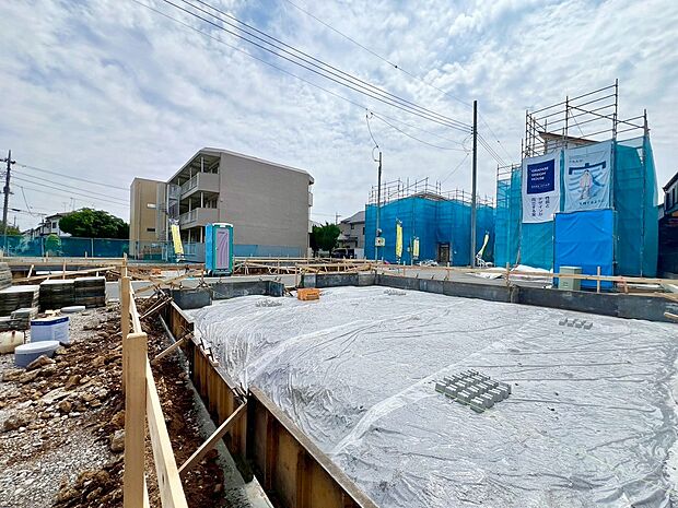 気品・上質・重厚感・きめ細やかさ、そのすべては訪れた者に安らぎと品性を与える特別な空間です。