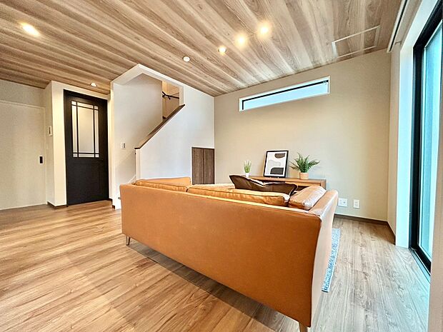 快適な居住空間を演出し、都市型生活をより潤いある時間へ代えてくれます。