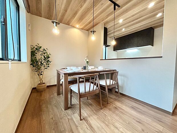 ホームパーティーでもゲストと一緒に料理を楽しみながら楽しい時間を過ごせそう。