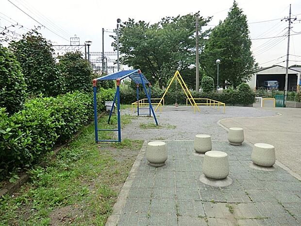 榎町公園まで約860m