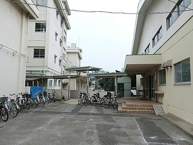 西東京市立保谷第二小学校まで約646m