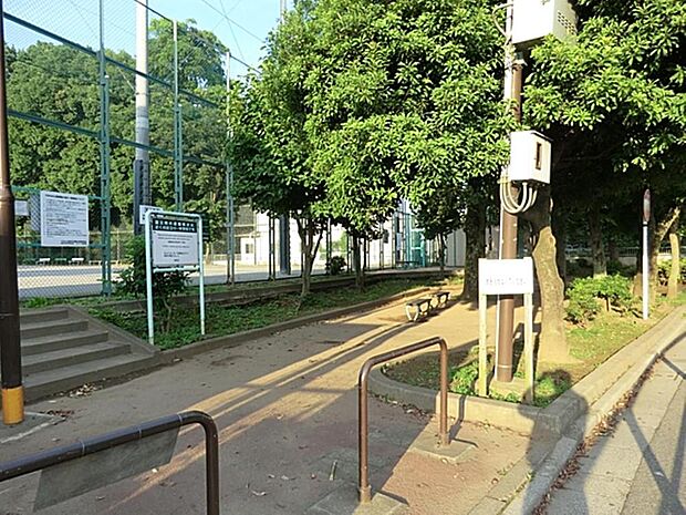 やまなみ公園まで約198m