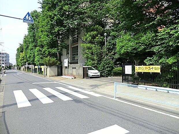 朝霞市立朝霞第六小学校まで約322m