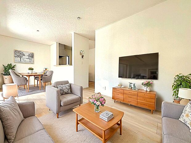 【配置してある家具や小物はCGによるイメージです。】【Livingroom】リビングルーム