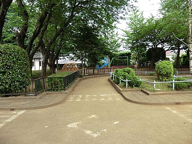 直路交通公園まで約1200m