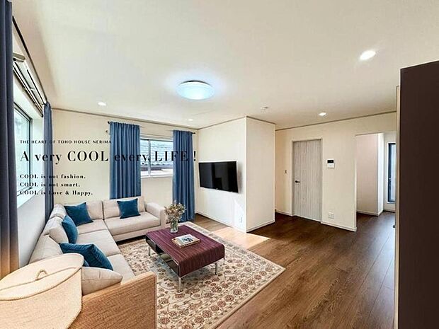 【配置してある家具や小物はCGによるイメージです】【Livingroom】リビング