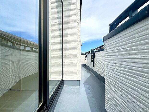 【Balcony】バルコニー