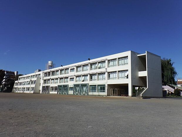 東村山市立東村山第三中学校萩山分校まで約881m