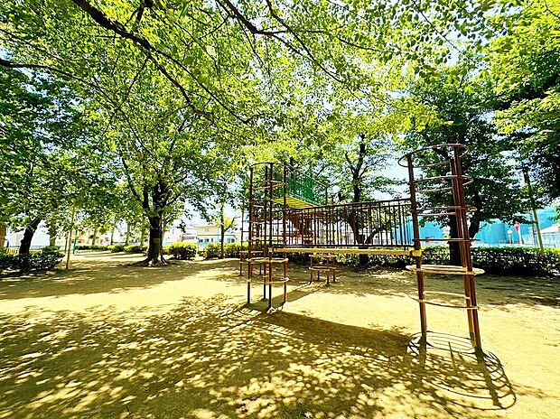 下東公園まで約230m