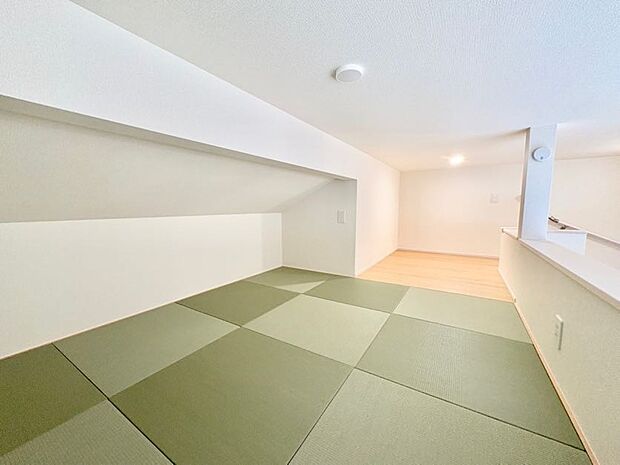 【Japanese-style room】和室