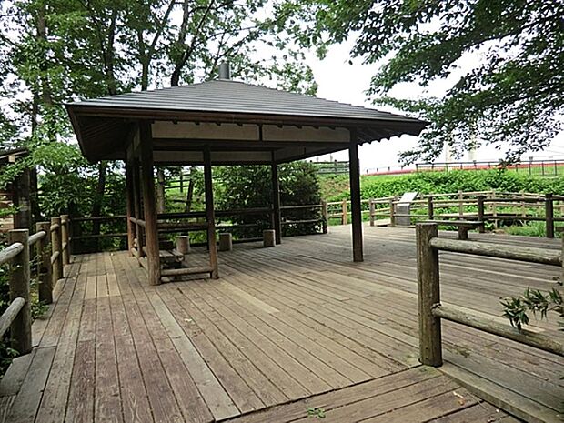 いろは親水公園まで約506m