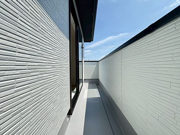 【Balcony】バルコニー