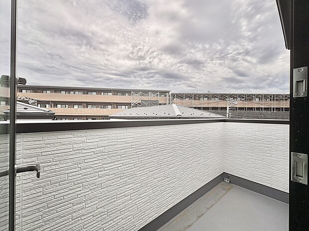 【Balcony】バルコニー