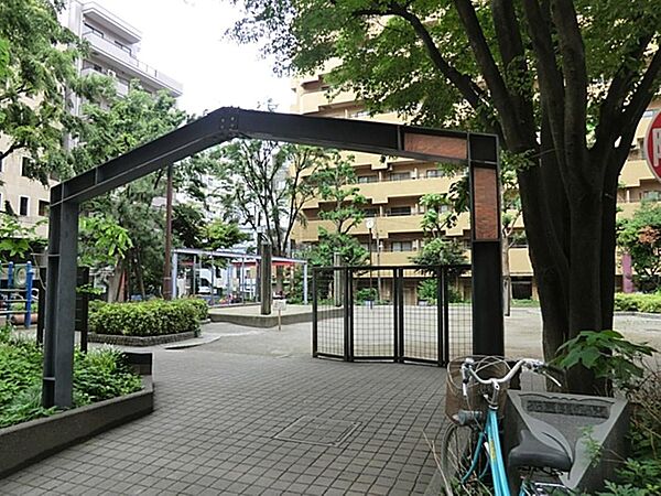 花園東公園まで約258m