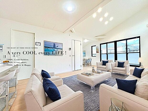 【配置してある家具や小物はCGによるイメージです。】【Livingroom】リビングルーム