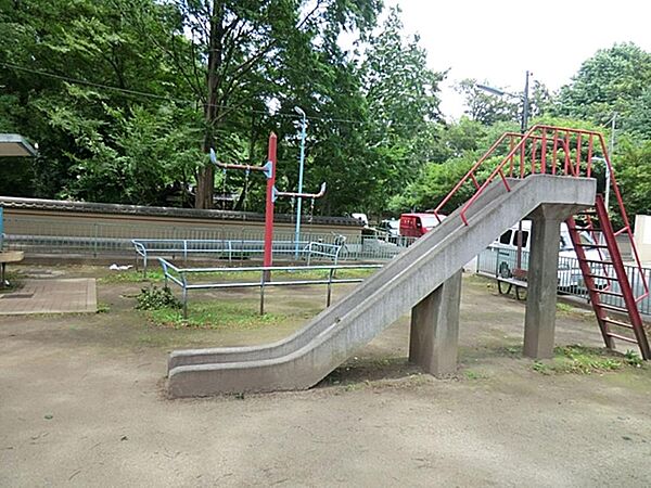 観泉寺児童遊園まで約394m