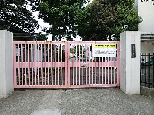 杉並区立杉並第九小学校まで約705m